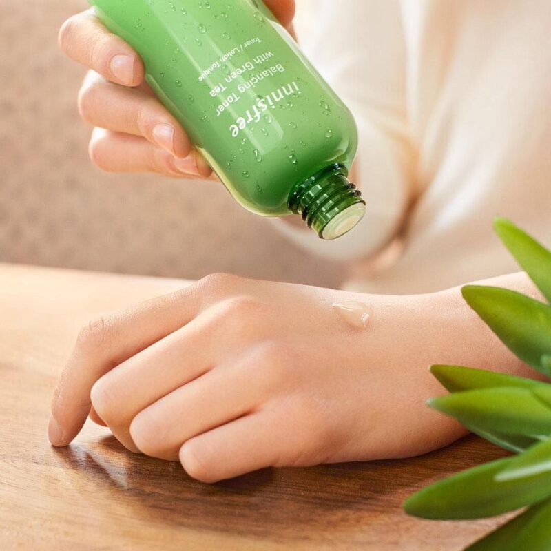 [innisfree] balancing toner with green tea 200ml - balance and nourish your skin with our green tea toner - image 2