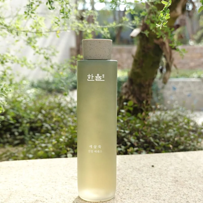 [hanyul] artemisia miracle relief essence 150ml - calm and soothe your irritated skin with our miracle relief essence - image 8