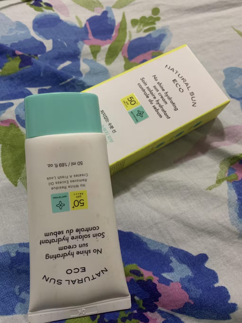 [the face shop] natural sun eco sebum control sun cream spf50+ pa+++ 50ml - protect your skin from the sun and control sebum with our sun cream - image 12