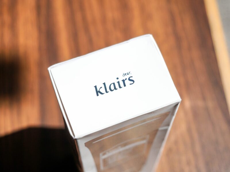 [klairs] soft airy uv essence spf50+ pa+++ 80ml - protect your skin from the sun and keep it hydrated with our uv essence - image 5