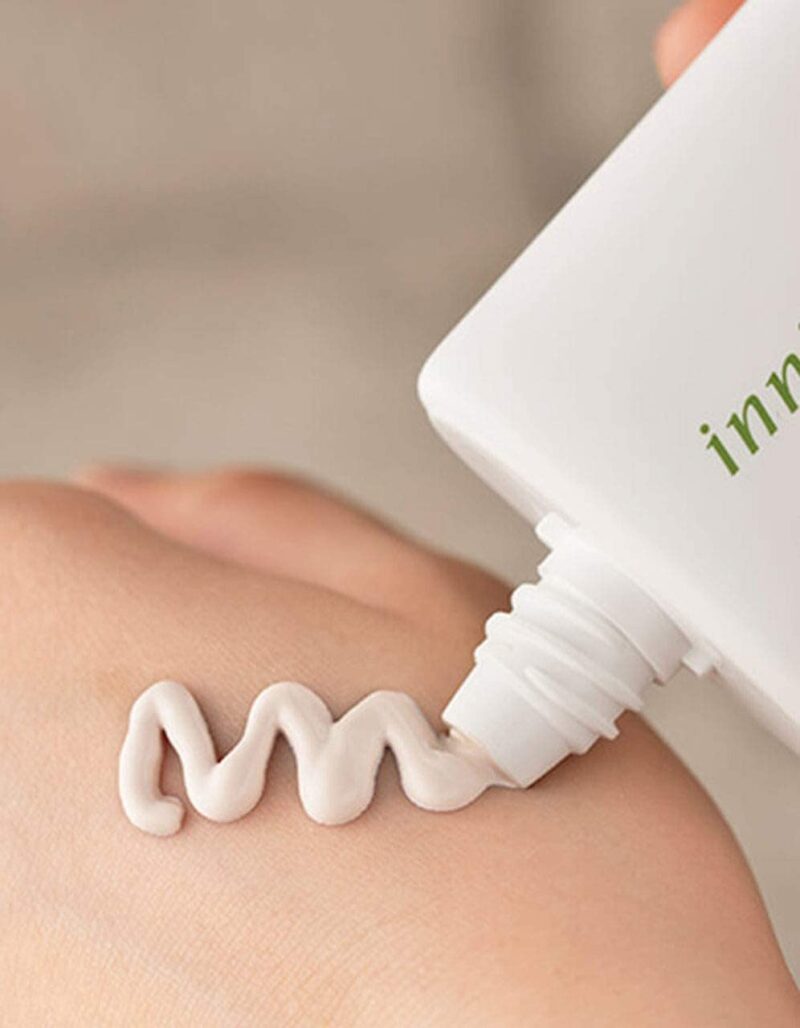 Innisfree daily uv protection cream no sebum spf35 pa+++ 50ml - protect your skin from the sun and control sebum with our uv protection cream - image 6
