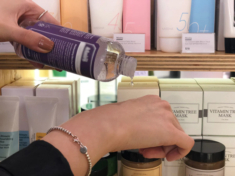 [dear, klairs] supple preparation unscented toner 180ml - hydrate and soothe your skin with our unscented toner - image 11