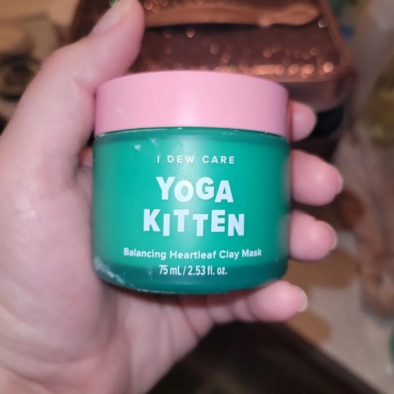[i dew care] yoga kitten balancing heartleaf clay mask 100g - balance and purify your skin with our clay mask - image 6