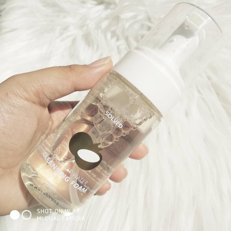 [solved skincare] coconut water cleansing foam 120ml - cleanse and refresh your skin with our coconut water cleansing foam - image 2