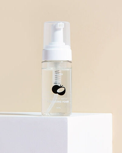 [SOLVED SKINCARE] Coconut Water Cleansing Foam 120ml - Cleanse and Refresh Your Skin with Our Coconut Water Cleansing Foam